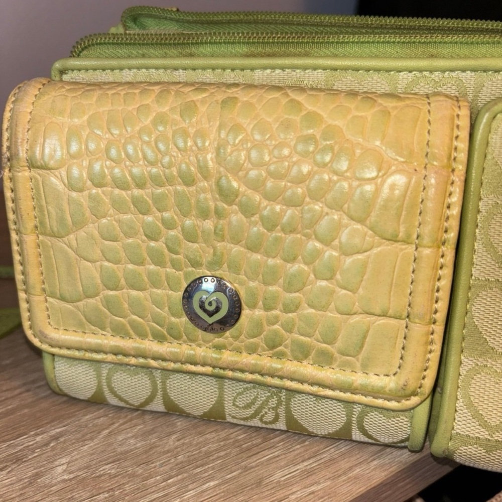 Brighton Vintage Crossbody Croc Embossed - Picture 8 of 8